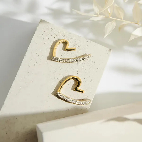 Gold-Plated_With_Ruby_Crystal_And_Classic_Minimal_Style_Hoop_Earrings_For_Women