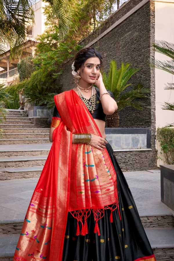 Black_Jacquard_Silk_Paithani_Lehenga_Choli_Set_With_Rich_Zari_Weaving_Dupatta_For_Women