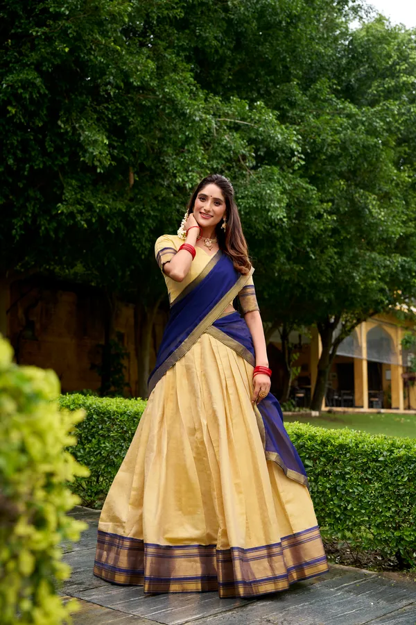 Blue_Kanchipuram_Zari_Weaving_Work_Lehenga_Choli_Set_With_Dupatta_For_Women