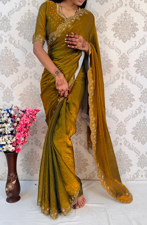 Gold_Fandy_Chiffon_Graceful_Fendy_Saree_With_Jarkhan_Work_For_Women