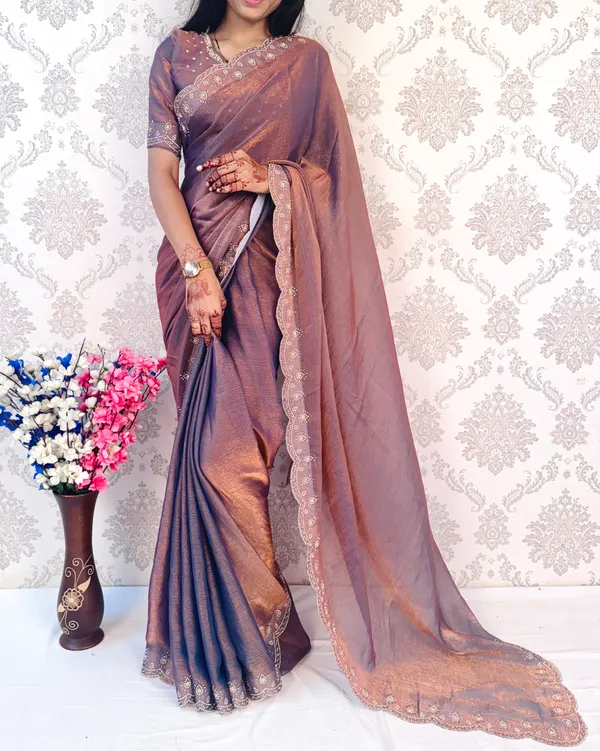 Grey_Fandy_Chiffon_Graceful_Fendy_Saree_With_Jarkhan_Work_For_Women
