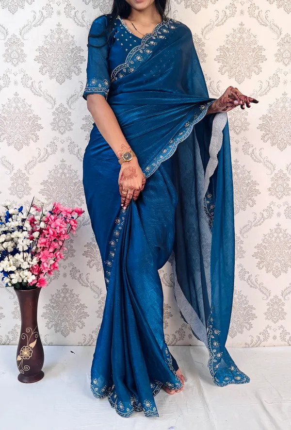 Peach_Fandy_Chiffon_Graceful_Fendy_Saree_With_Jarkhan_Work_For_Women