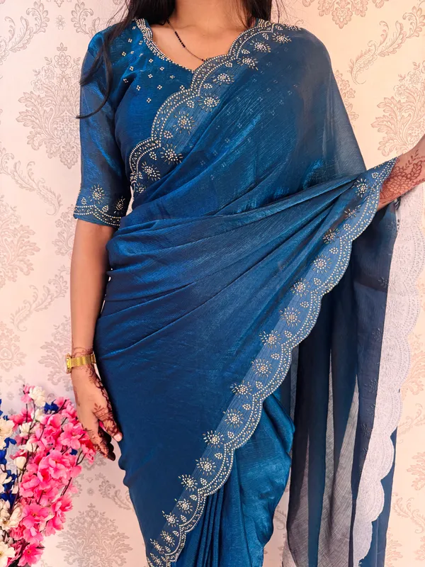 Peach_Fandy_Chiffon_Graceful_Fendy_Saree_With_Jarkhan_Work_For_Women