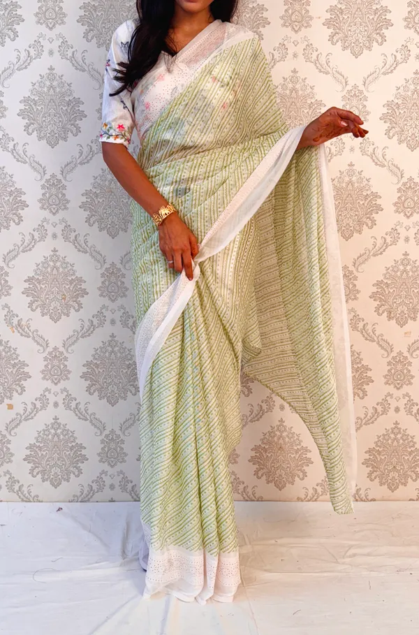 Green_Georgette_Classic_Polka_Elegance_Saree_For_Women