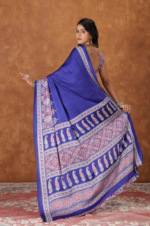 Blue_Printed_Bollywood_Crepe_Saree_For_Women