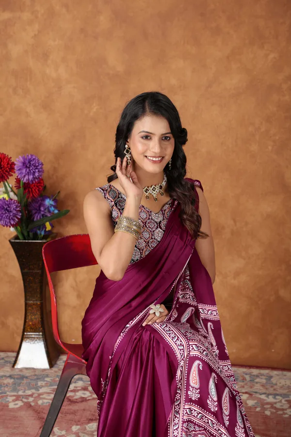 Wine_Printed_Bollywood_Crepe_Saree_For_Women