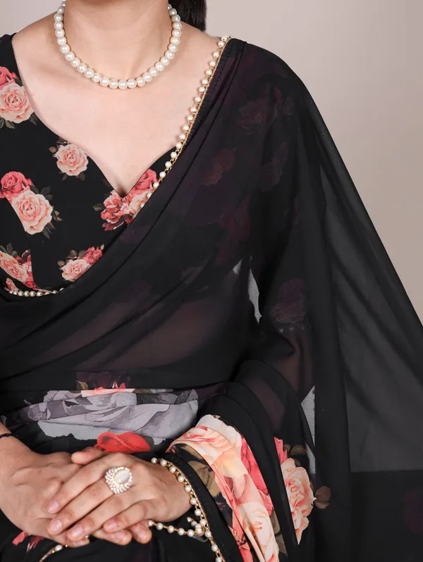 Black_Floral_Print_Bollywood_Georgette_Saree_For_Women
