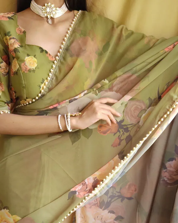 Mahendi_Floral_Print_Bollywood_Georgette_Saree_For_Women