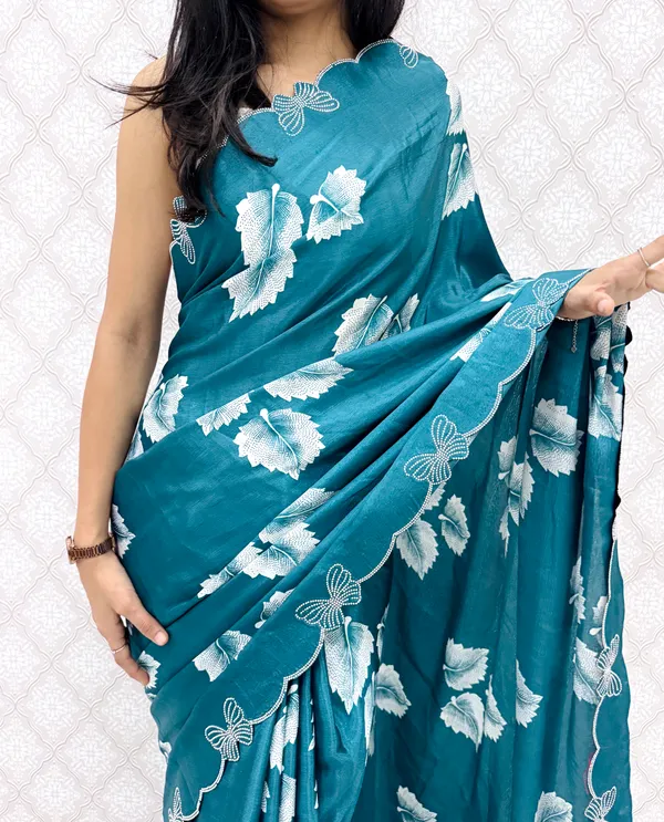 Rama_Chinon_Silk_Elegant_Floral_Prints_Saree_For_Women