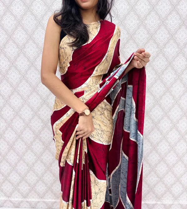 Red_Satin_Silk_Zariya_Abstract_Wave_Saree_For_Women