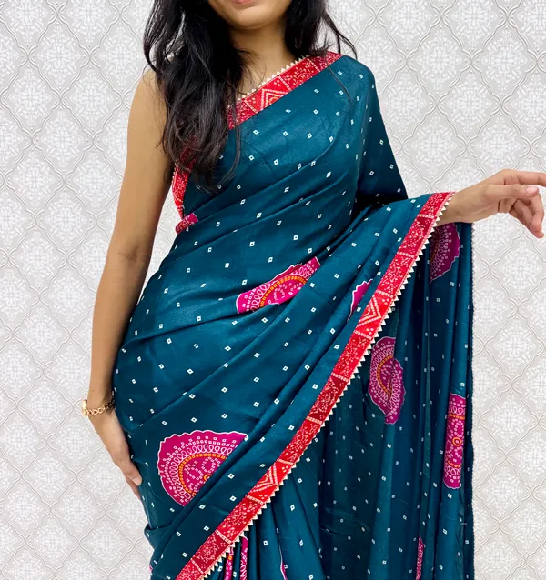 Peach_Chinon_Silk_Traditional_Bandhani_Inspired_Prints_Saree_For_Women
