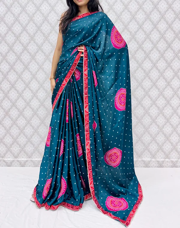 Peach_Chinon_Silk_Traditional_Bandhani_Inspired_Prints_Saree_For_Women