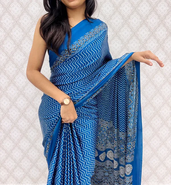 Blue_Satin_Silk_Classic_Chevron_Prints_Saree_For_Women