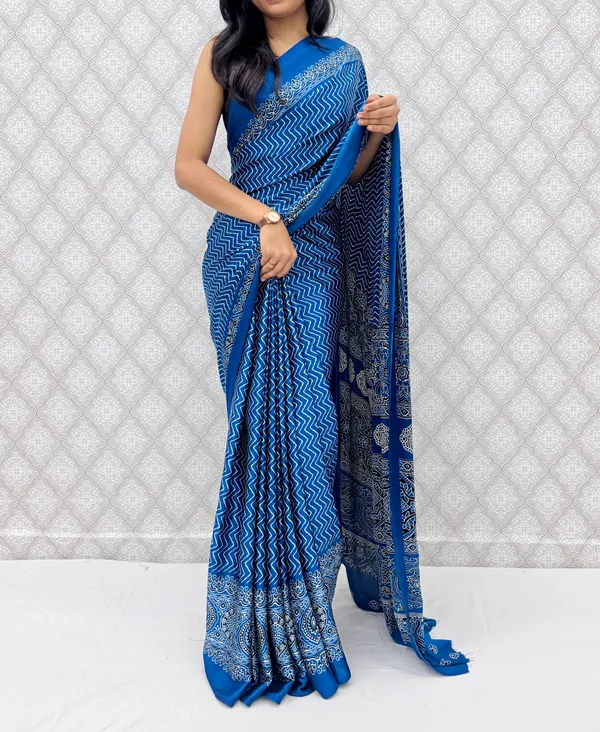 Blue_Satin_Silk_Classic_Chevron_Prints_Saree_For_Women