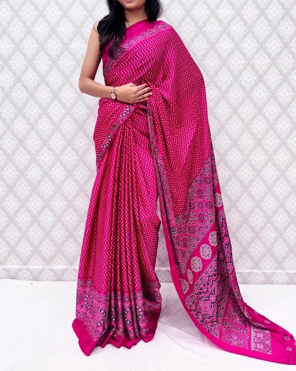 Pink_Satin_Silk_Classic_Chevron_Prints_Saree_For_Women