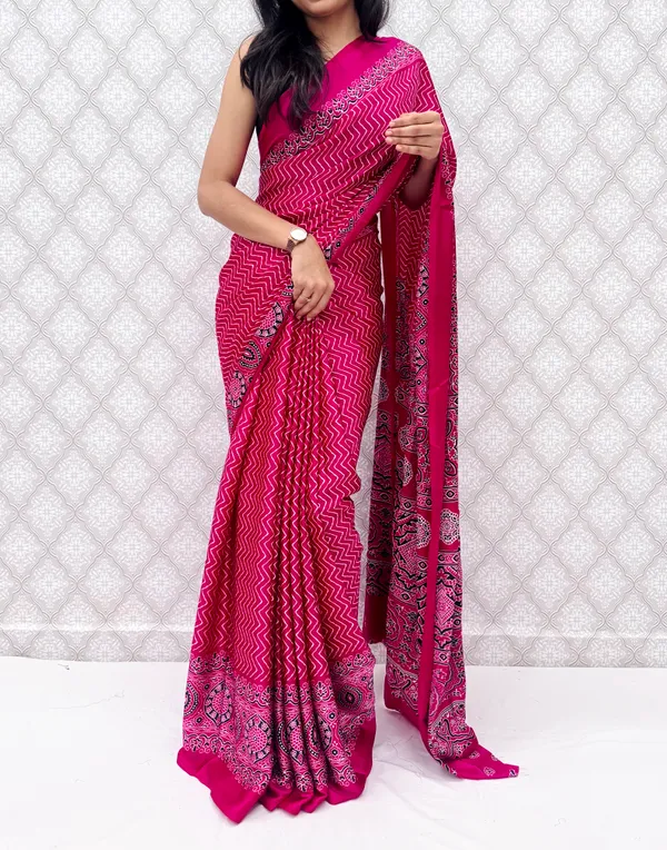 Pink_Satin_Silk_Classic_Chevron_Prints_Saree_For_Women