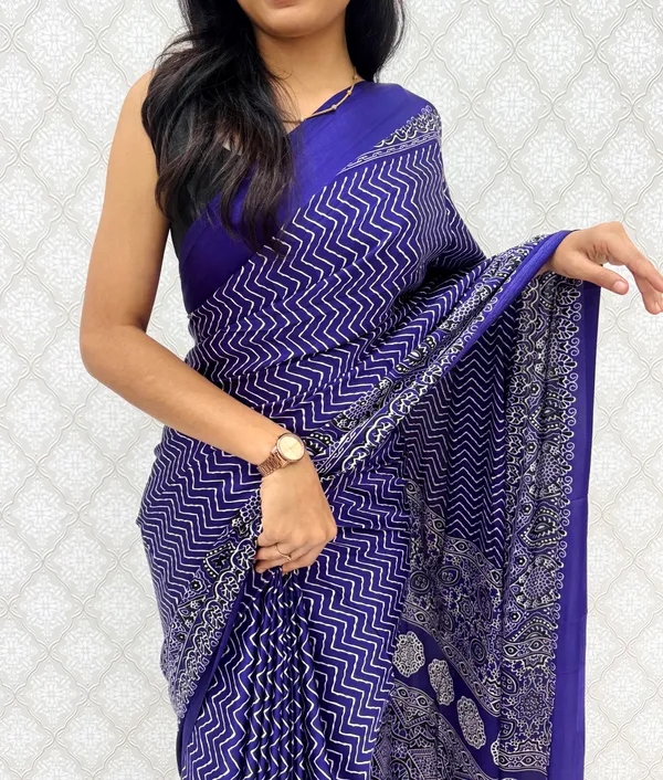 Purple_Satin_Silk_Classic_Chevron_Prints_Saree_For_Women