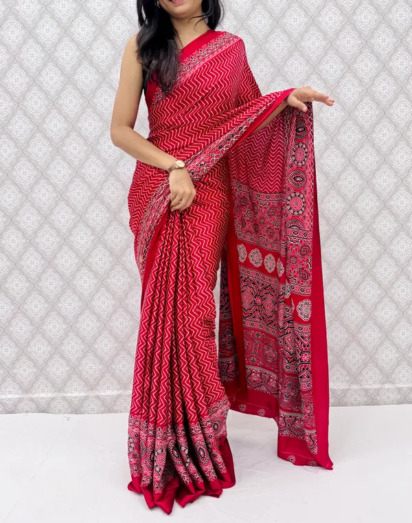 Red_Satin_Silk_Classic_Chevron_Prints_Saree_For_Women