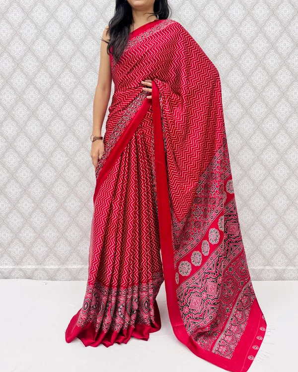 Red_Satin_Silk_Classic_Chevron_Prints_Saree_For_Women