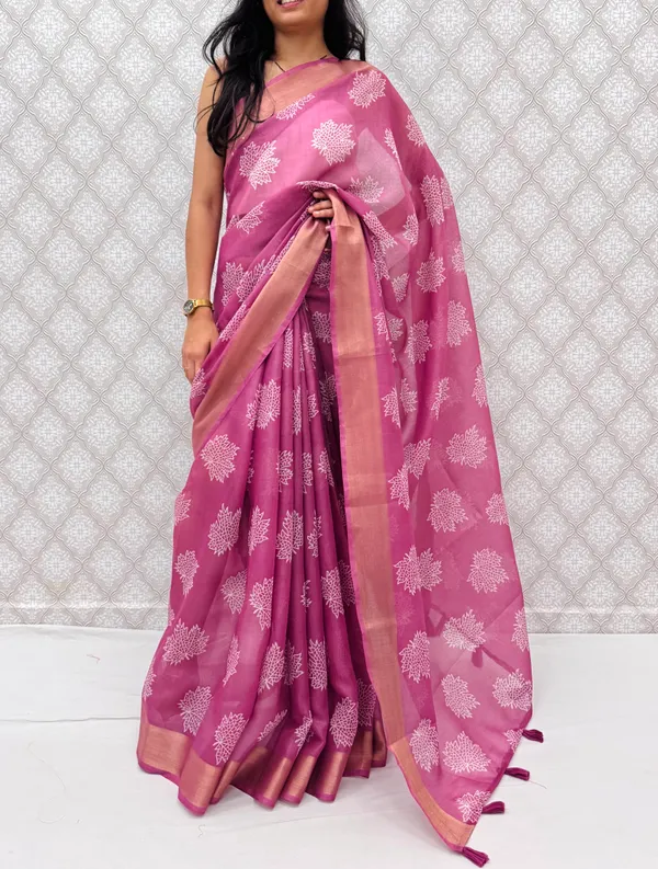 Timeless_Cotton_Silk_Saree_with_Shimmer_Accents_-_Magenta