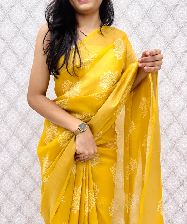 Timeless_Cotton_Silk_Saree_with_Shimmer_Accents_-_Yellow