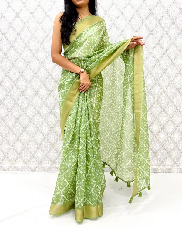 Timeless_Cotton_Silk_Saree_with_Shimmer_Accents_-_Green