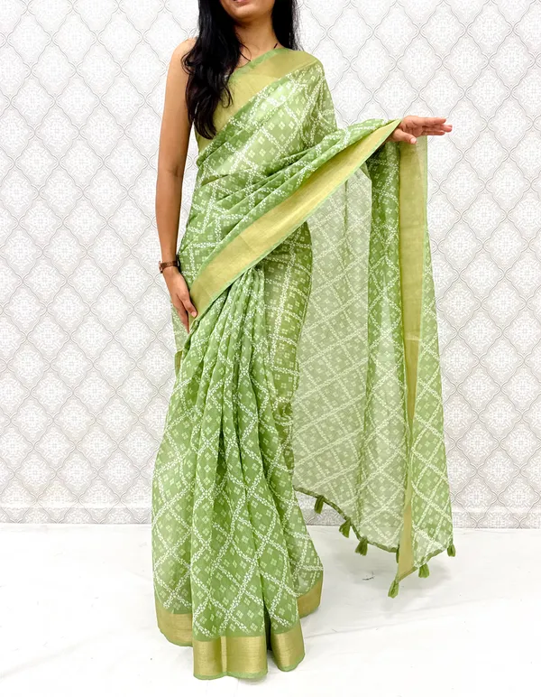 Timeless_Cotton_Silk_Saree_with_Shimmer_Accents_-_Green