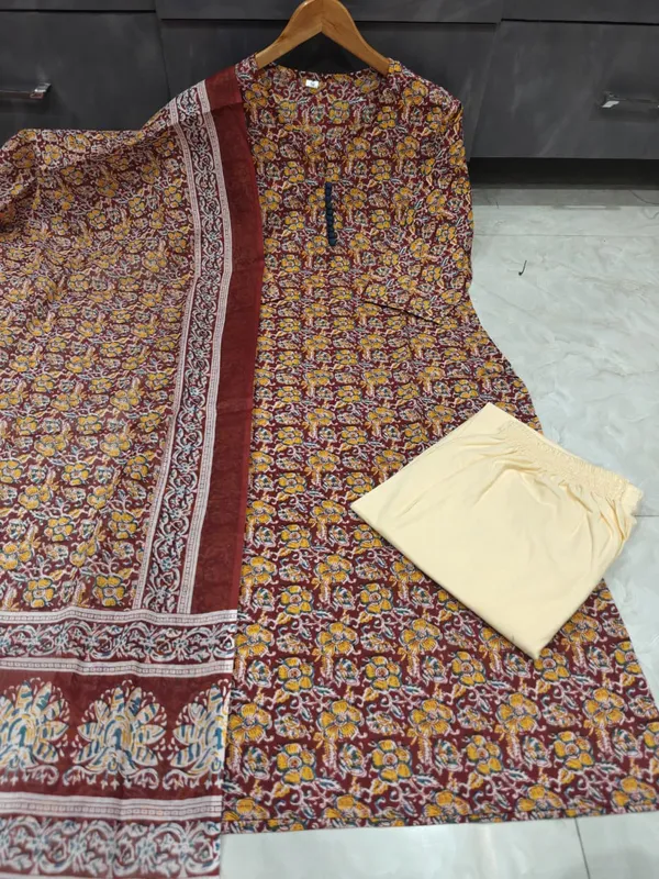 Brown_Floral_Printed_Kurta_Pant_Dupatta_Set_for_Women