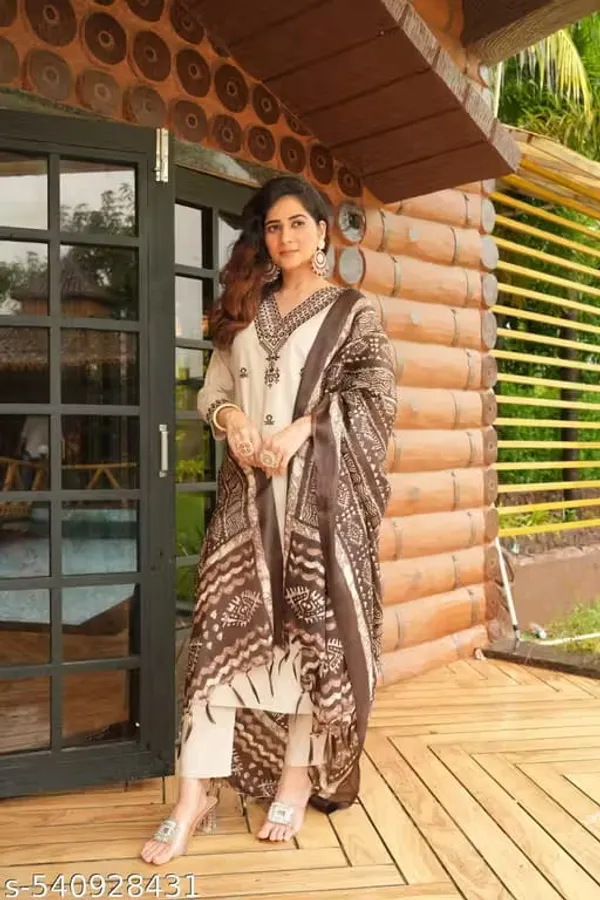 Beige_Cotton_Kurta_Set_For_Women