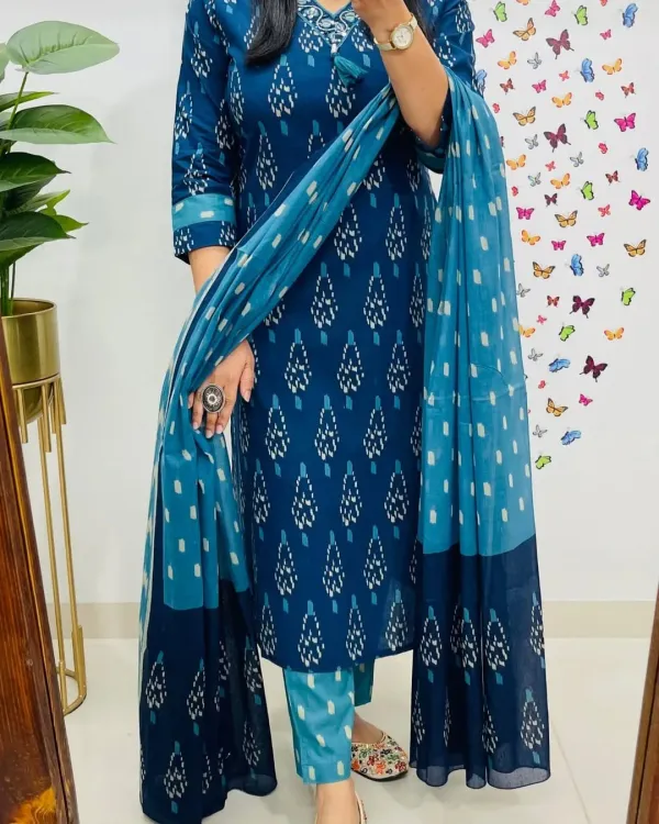 Blue_Cotton_Kurta_Set_For_Women