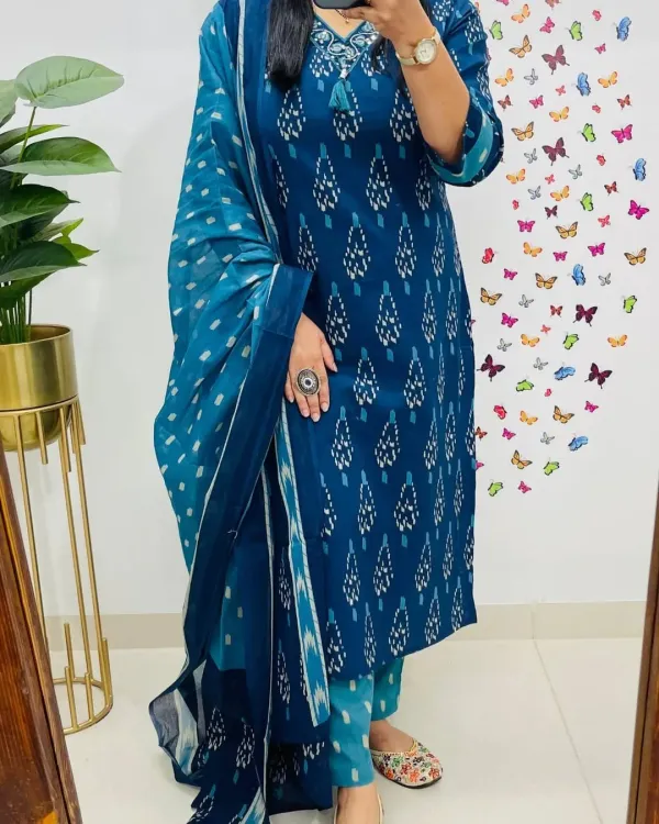 Blue_Cotton_Kurta_Set_For_Women