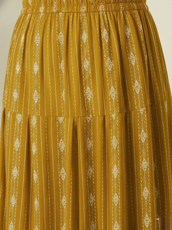 Mustard_Yellow_Printed_Cotton_Kurta_Pant_Set