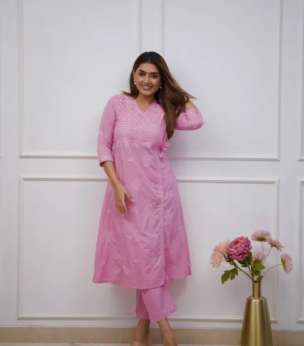 Pink_Embroidered_Cotton_Kurta_Pant_Se
