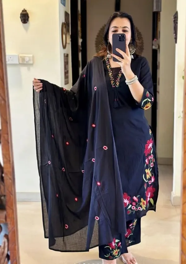 Premium_Black_Floral_Kurti_Pant_Dupatta_Set