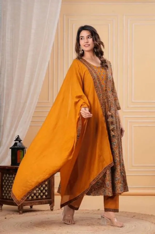 Yellow_Cotton_Kurta_Set_For_Women