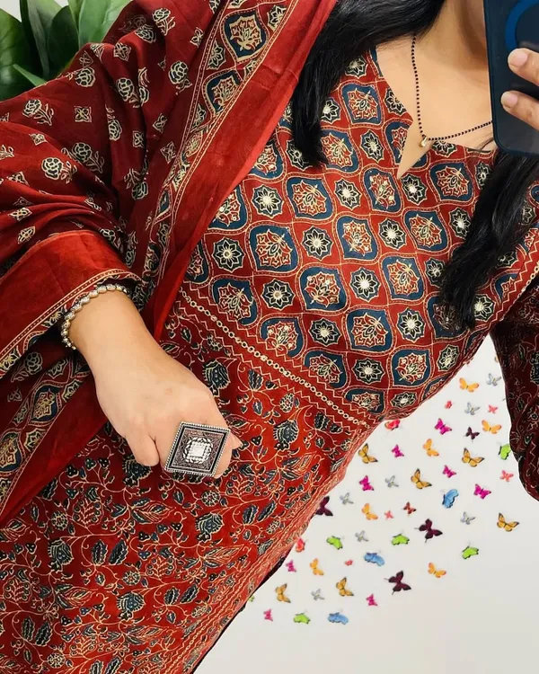 Rust_Red_Cotton_Kurta_Set_For_Women