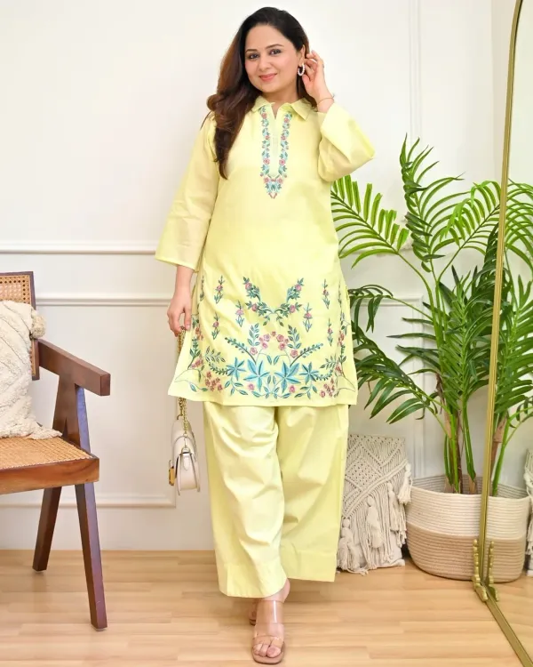 Yellow_Floral_Embroidered_Kurta_Pant_Set_For_Women