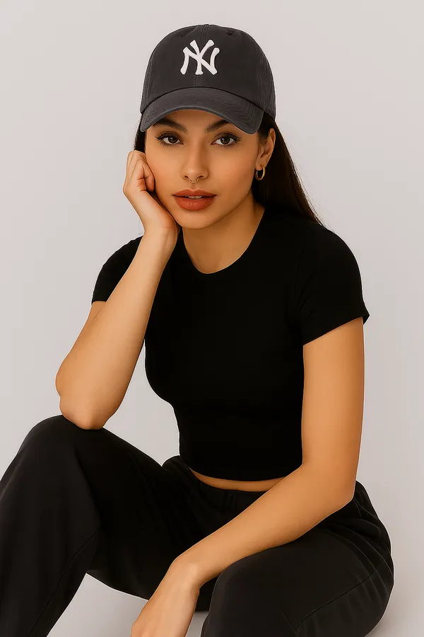 Women_Fitted_Crew_Neck_Crop_Top
