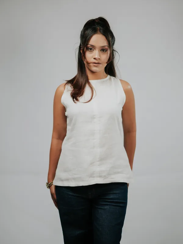White_Sleeveless_Top_With_Back_Slit_Detail