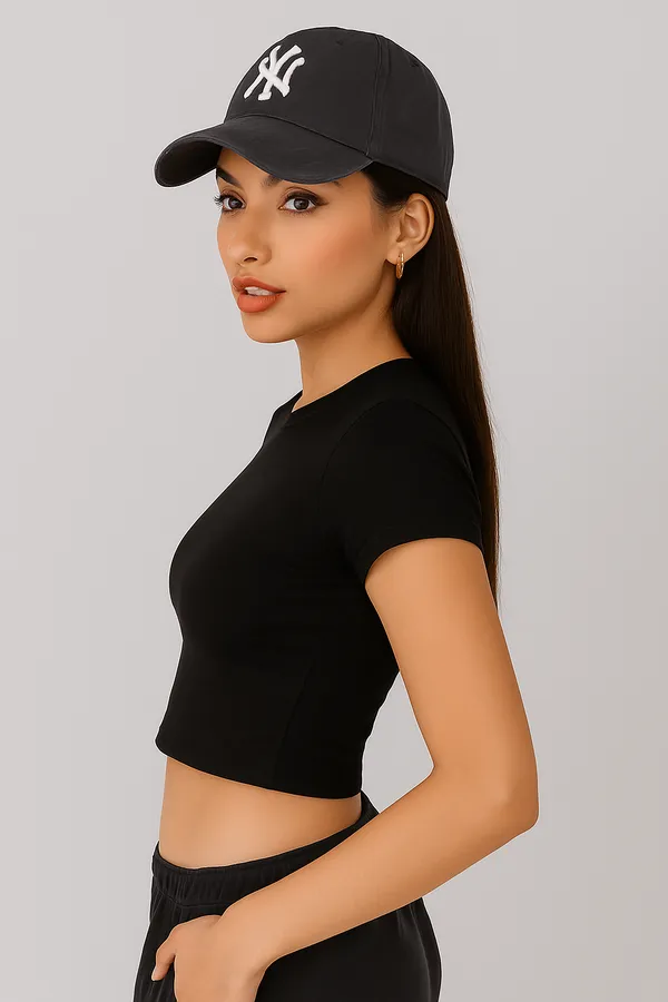 Women_Fitted_Crew_Neck_Crop_Top