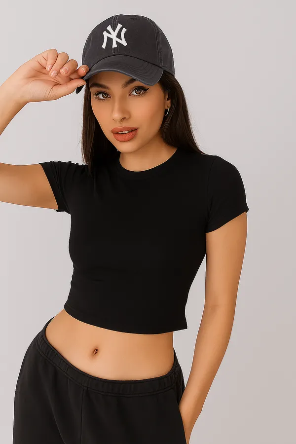 Women_Fitted_Crew_Neck_Crop_Top