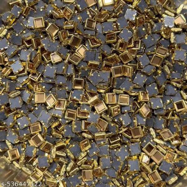 Square_Shape_Golden_Color_Framed_Kundan_Stones