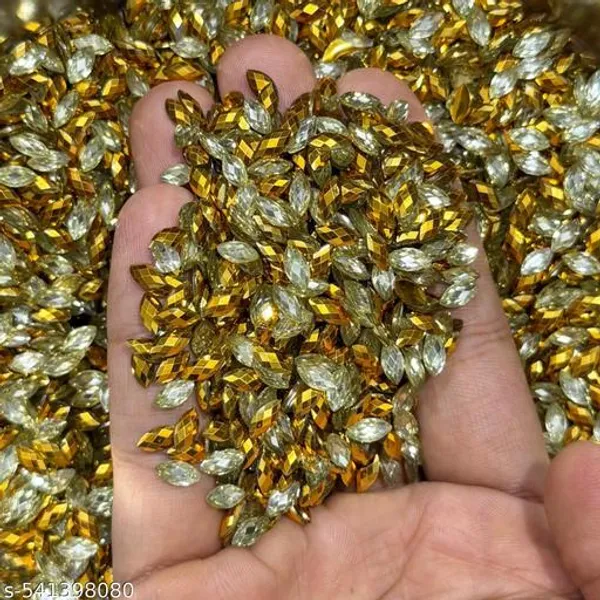 Dark-Golden_color_Eye_shape_Flatback_kundan_Changla_Stone