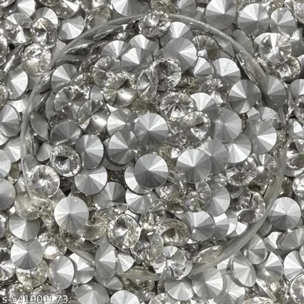Silver_Round_Crystal_Stones_10MM_Size_for_Embroidary_work