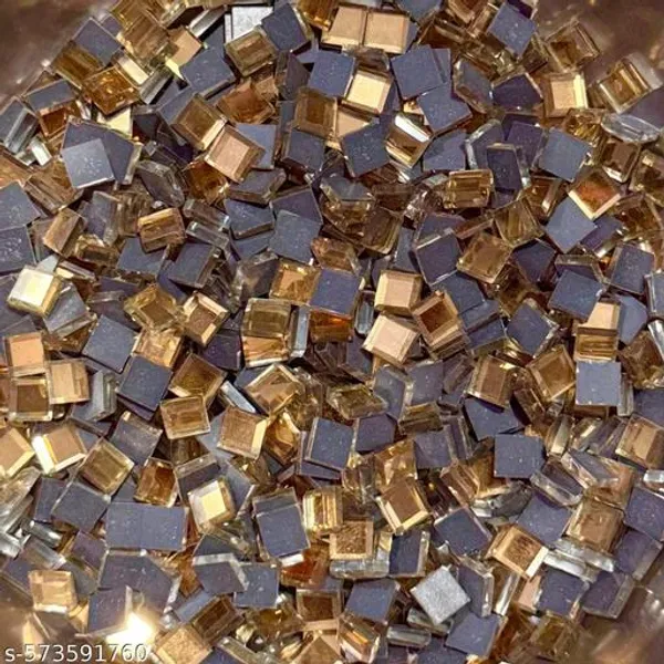 200_Gram_Golden_Square_shape_Mirror_Pieces_for_Embroidery