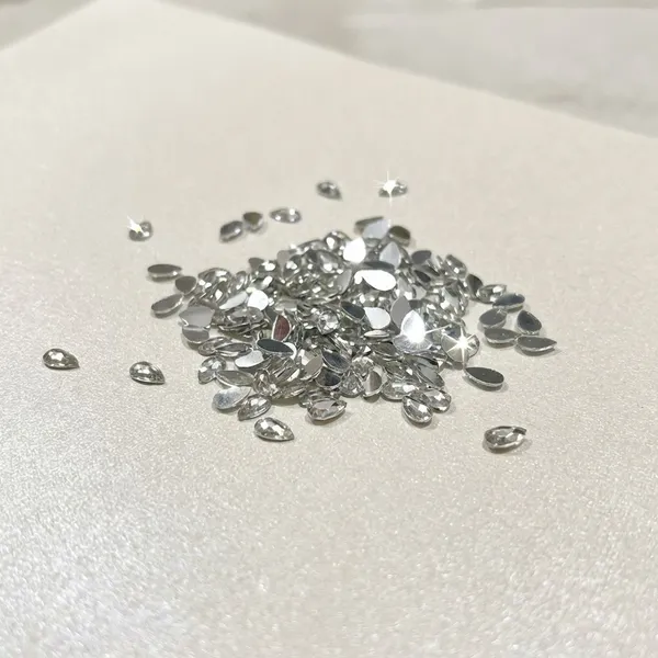 Silver_Pan_Shape_Rhinestones_Changla_for_Embroidary_work