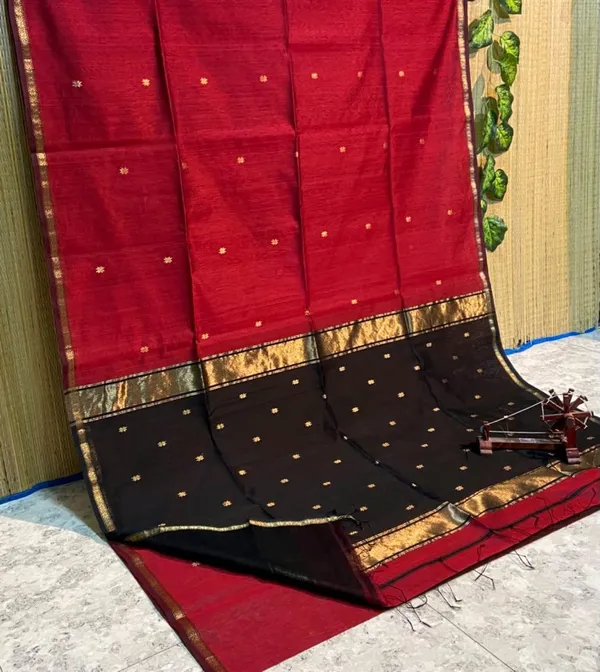 Maroon_And_Black_Maheshwari_1_Inch_Border_Saree