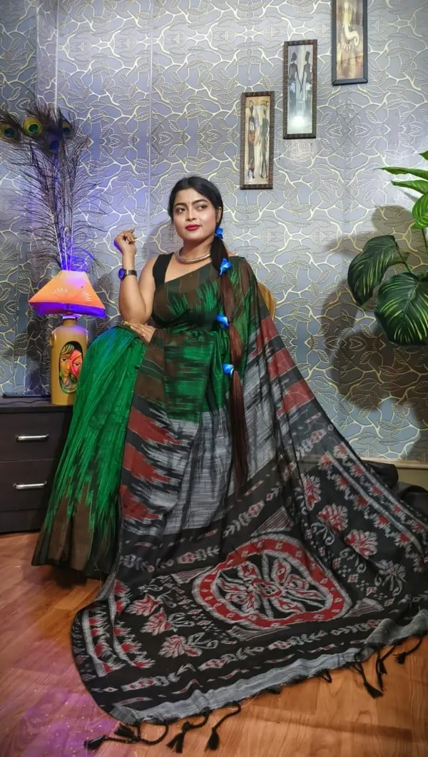 Dark_Green_Cotton_Premium_Saree_For_Women