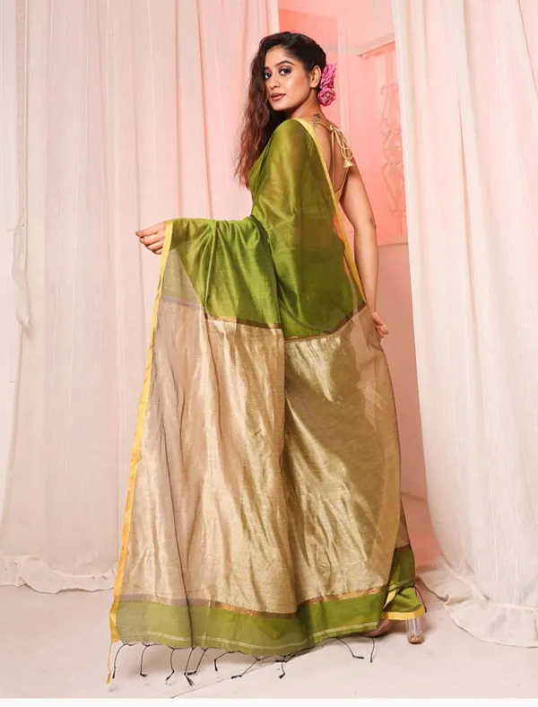 Parrot_Green_Khadi_Jhari_Sarees