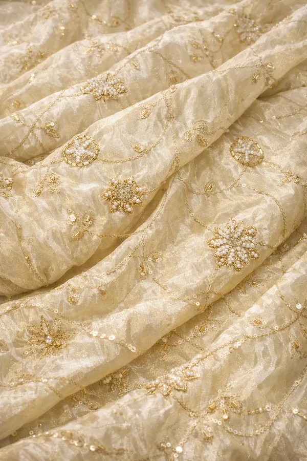 5.3_Meter_pure_soft_tissue_silk_fabric_with_hand_embroidery
